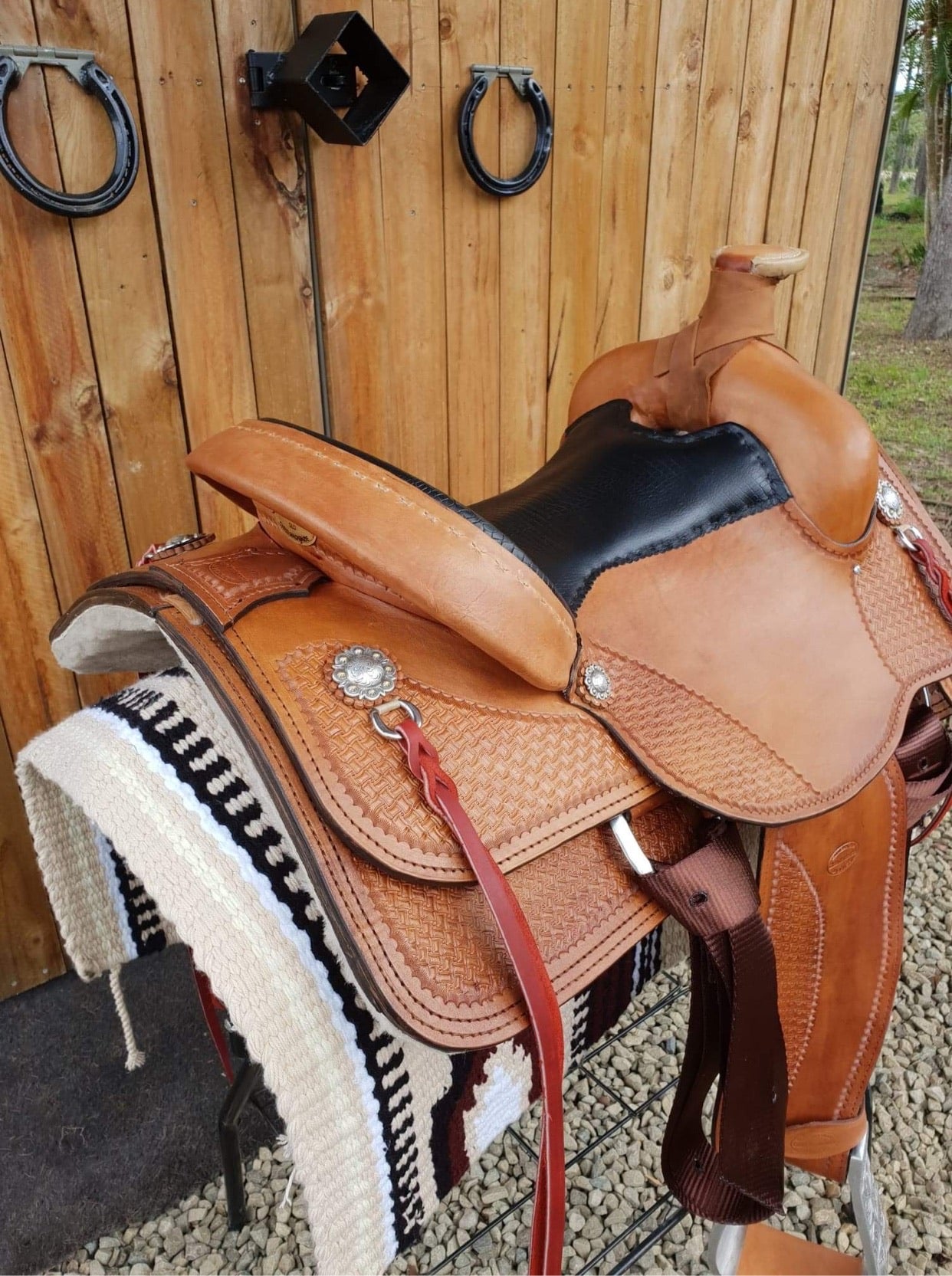 Custom Made Team Roping Saddle – Rawhide Western