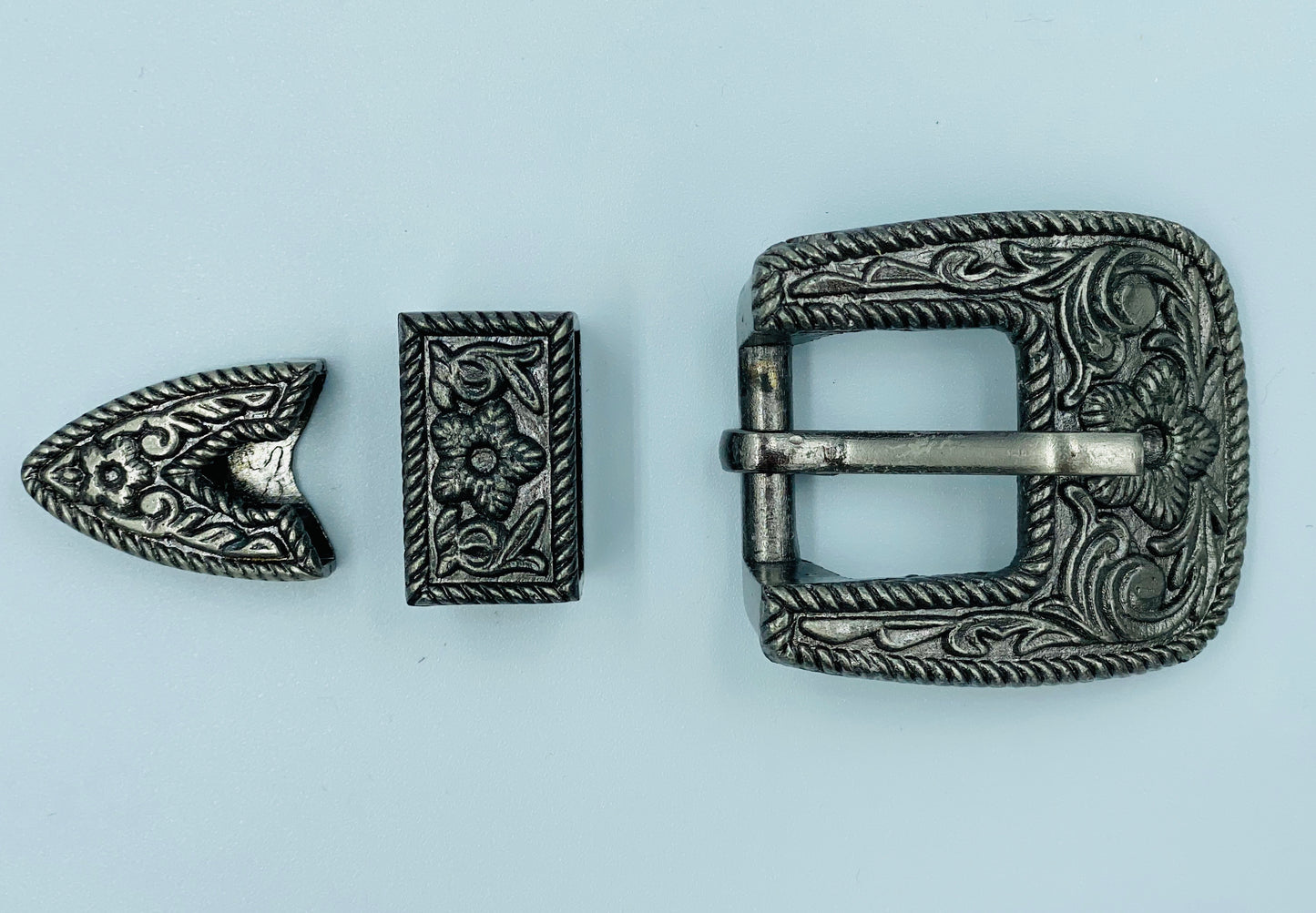 A7376 - Gunmetal Floral Buckle, Keeper & Tip