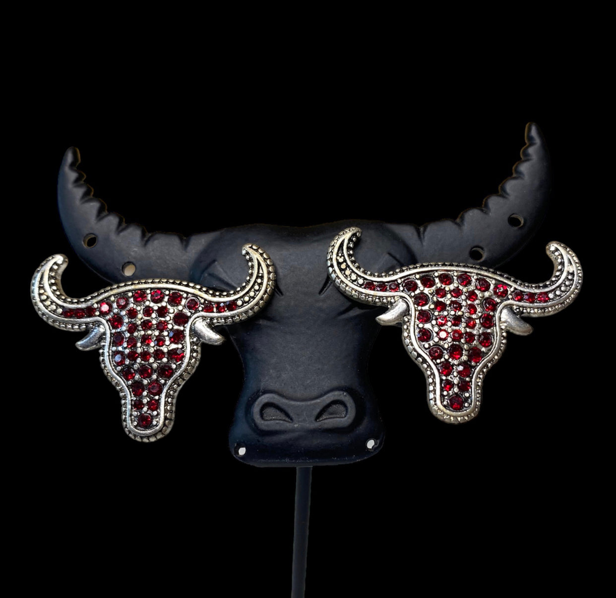 J6571b - Bling Steer Head Earrings